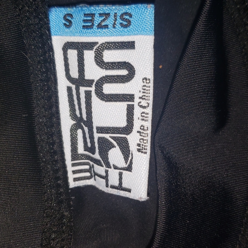 The Realm Rash Guard Small - Picture 3 of 6